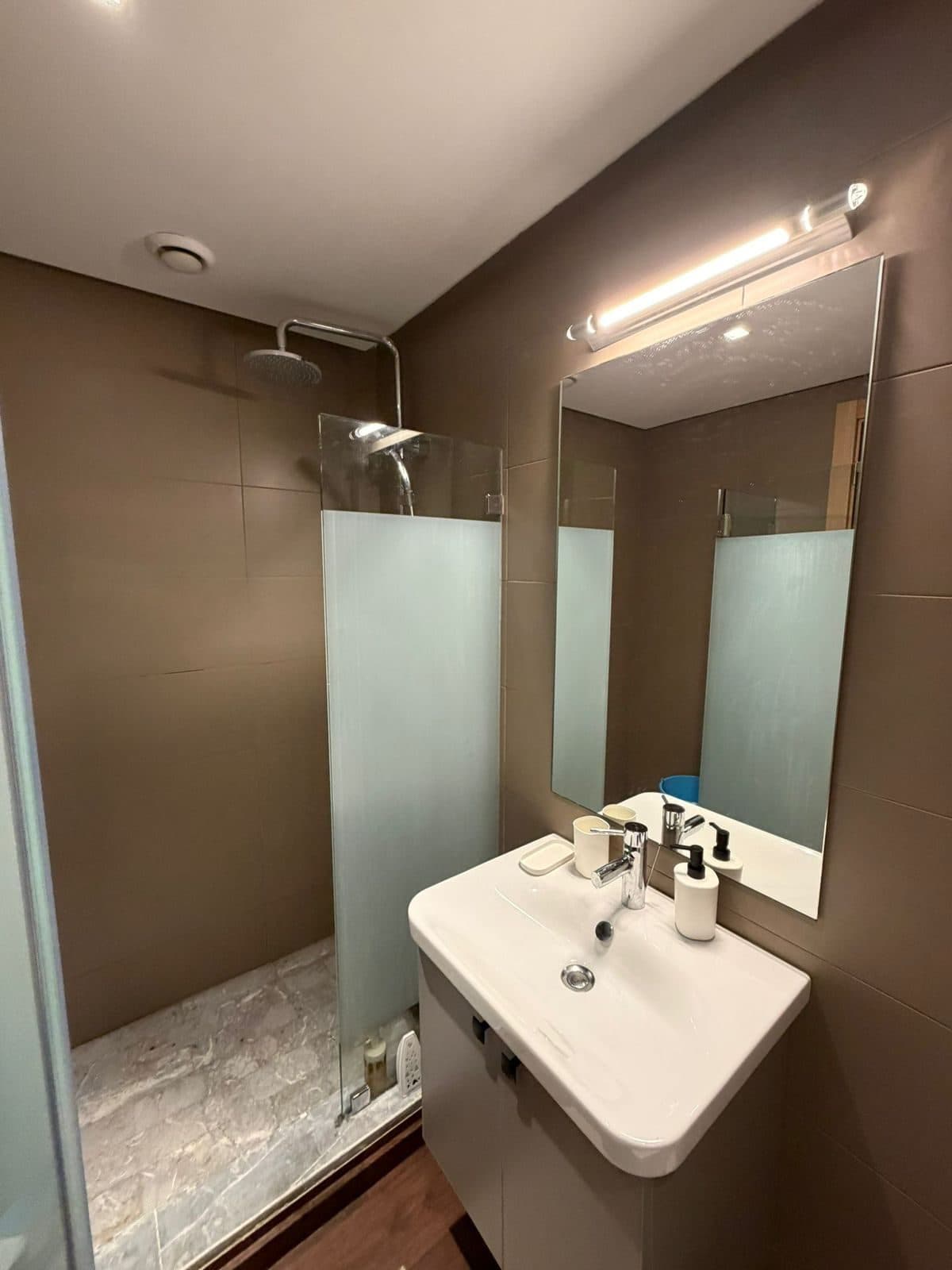 💢 Tres jolie appartement meublé haute standing a louer au cfc 11000dh /mois longue durée. -6ème étage ensoleillé plein sud