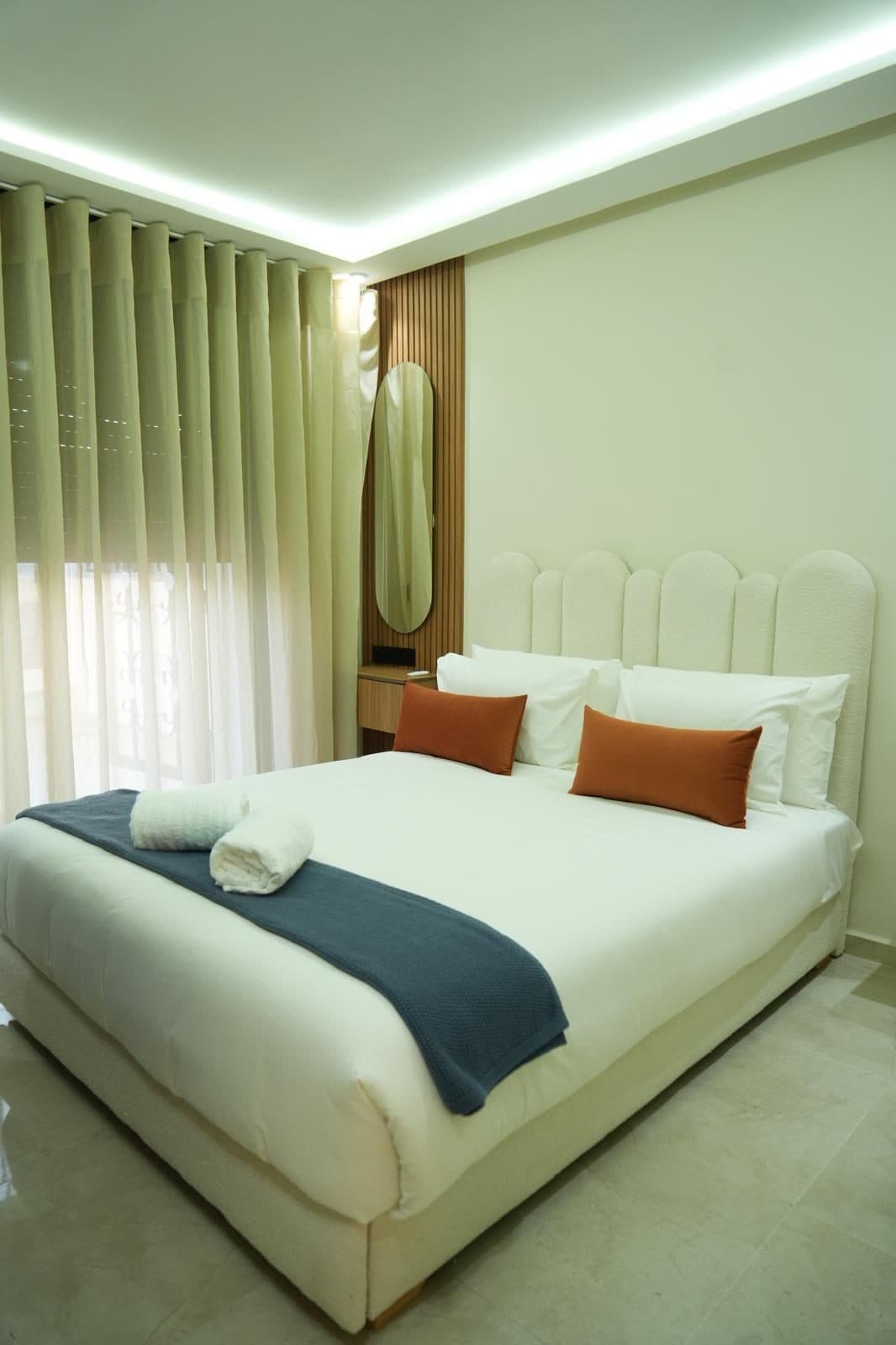 💢 🏡 À Louer 12000dh/mois longue durée – Appartement d’Exception avec Jacuzzi & Grande Terrasse à Casablanca marrif socrate. 