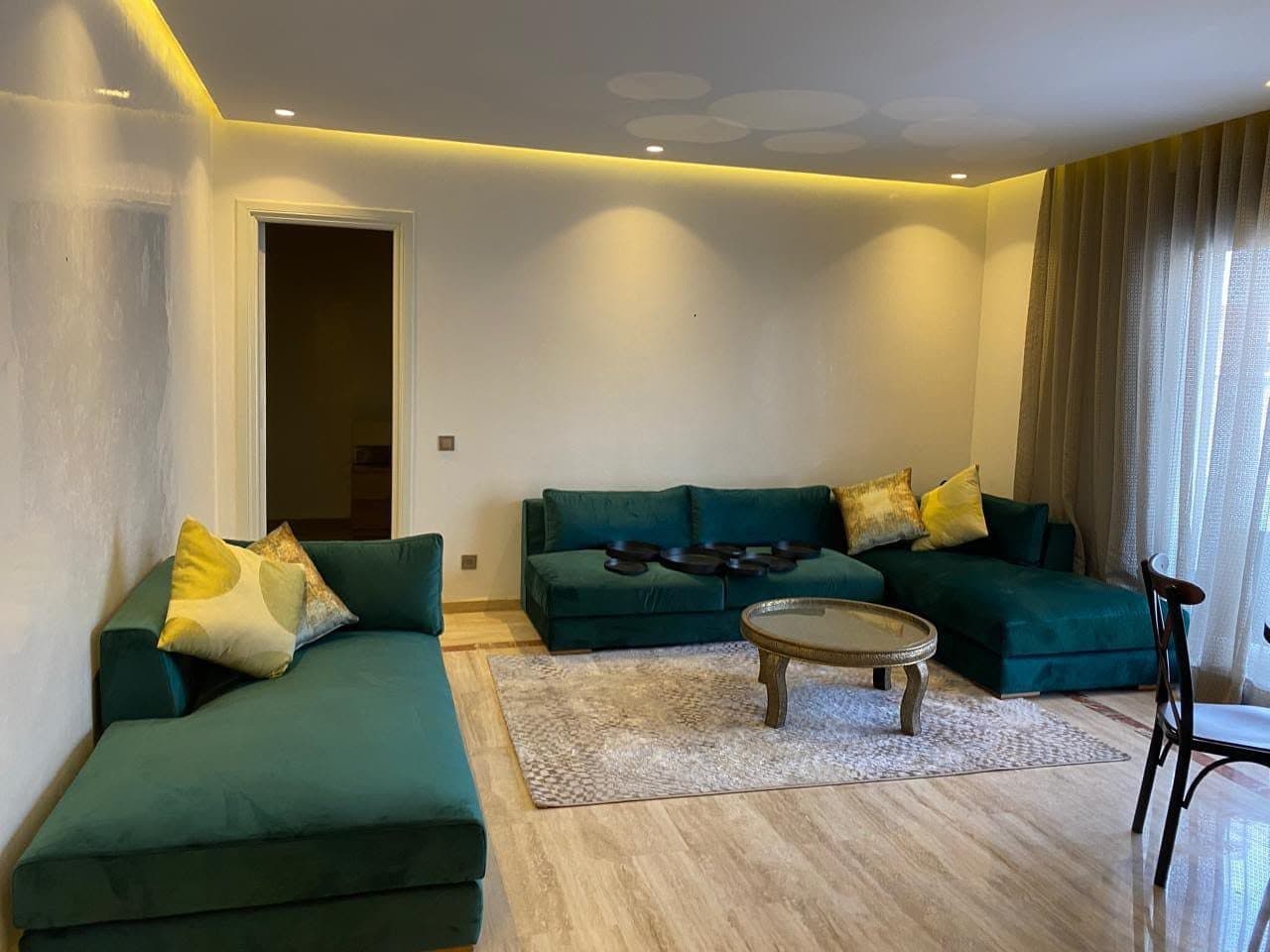 💢 Location longue durée appartement 1chambre 93 m2a terasse 10500dh /mois.a marrif côté twin center