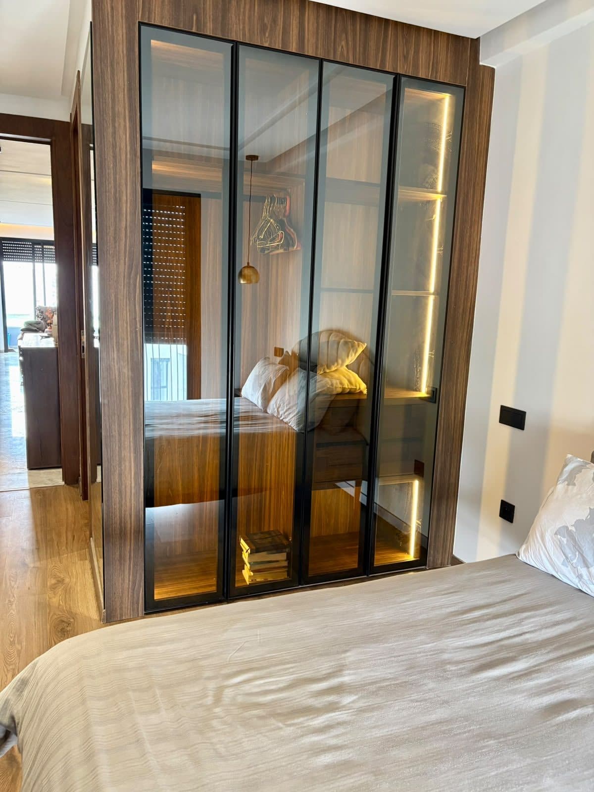 🏠 Studio meublé à louer 8000dh/mois– Palmier, Casablanca À louer très joli studio meublé tout neuf, situé au 4ᵉ étage