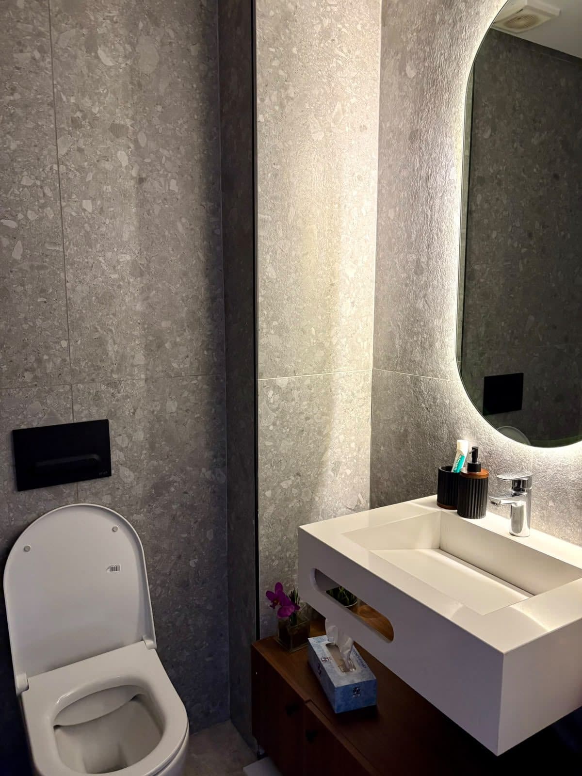🏠 Studio meublé à louer 8000dh/mois– Palmier, Casablanca À louer très joli studio meublé tout neuf, situé au 4ᵉ étage