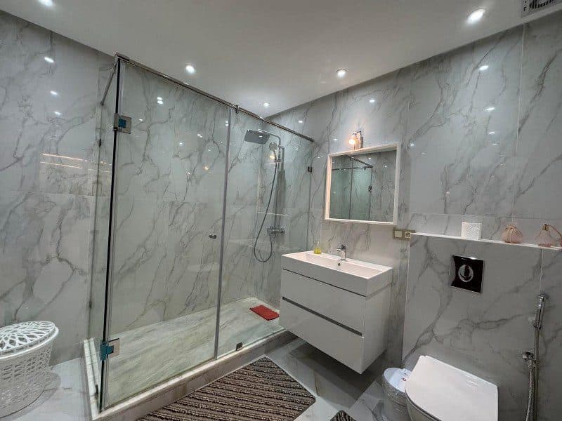 🏠 Appartement meublé 109 m² à louer – Racine Extension, Casablanca À louer en longue durée, superbe appartement entièrement meublé
