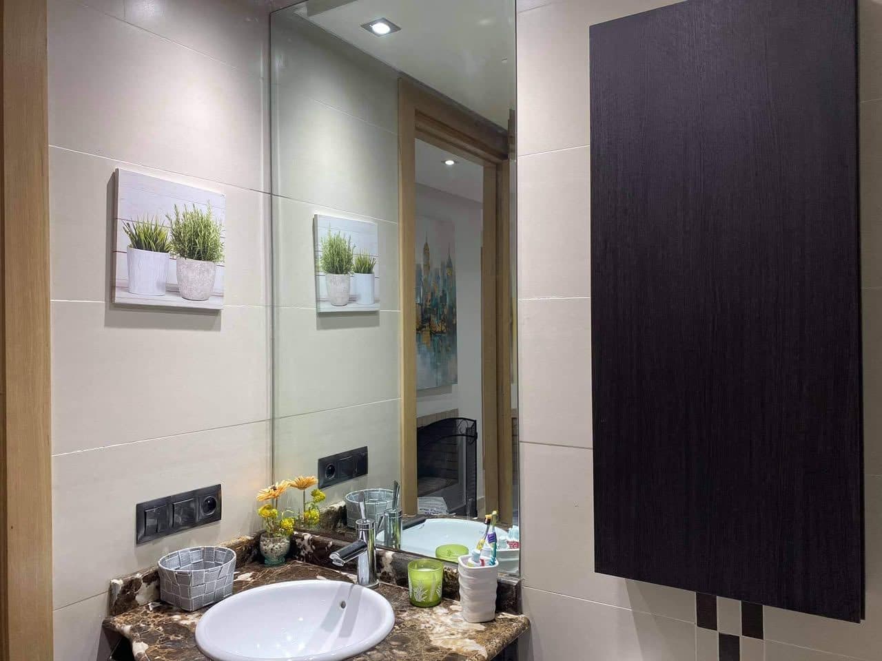 🏡 À LOUER – APPARTEMENT VIDE DE 3 CHAMBRES | FERME BRETONNE, CASABLANCA  📍 Emplacement privilégié : à seulement 2 minutes de Casa Finance City !